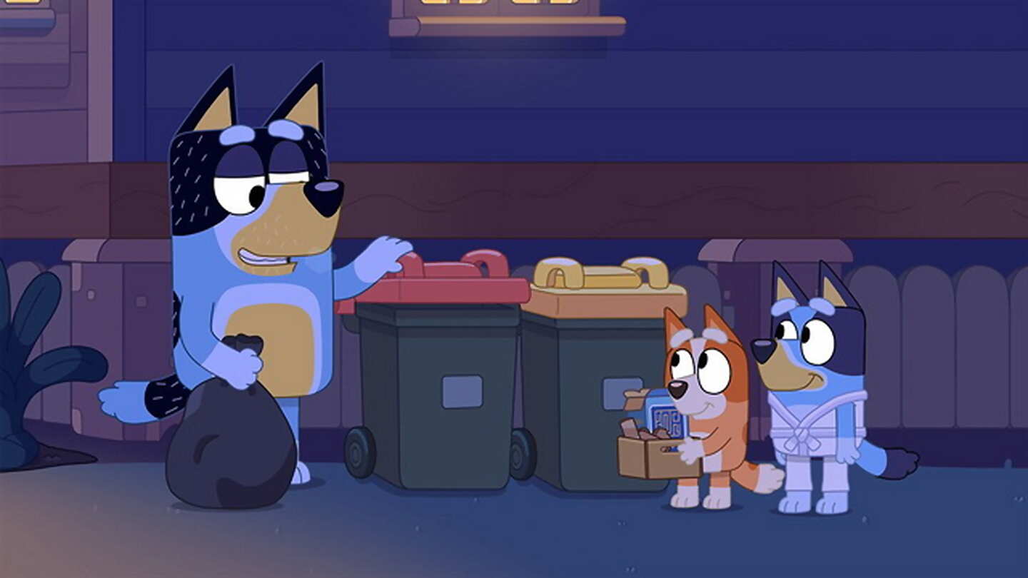 Bluey watch. Bluey. Bluey screenshots. Bluey Season 3. Bluey Редли.