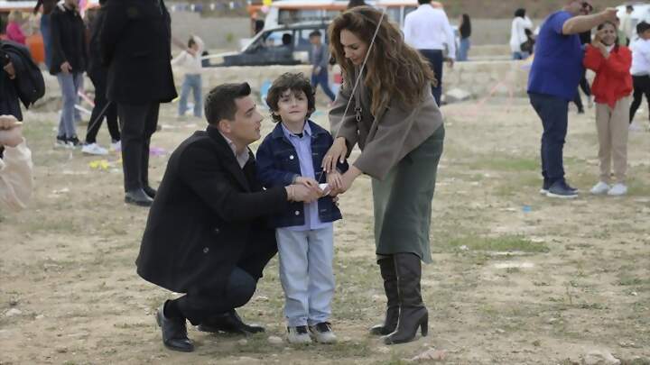 En Tierra Lejana - Antena 3